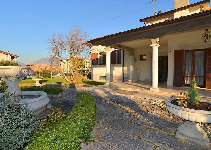 Bed & Breakfast Adriano 3*